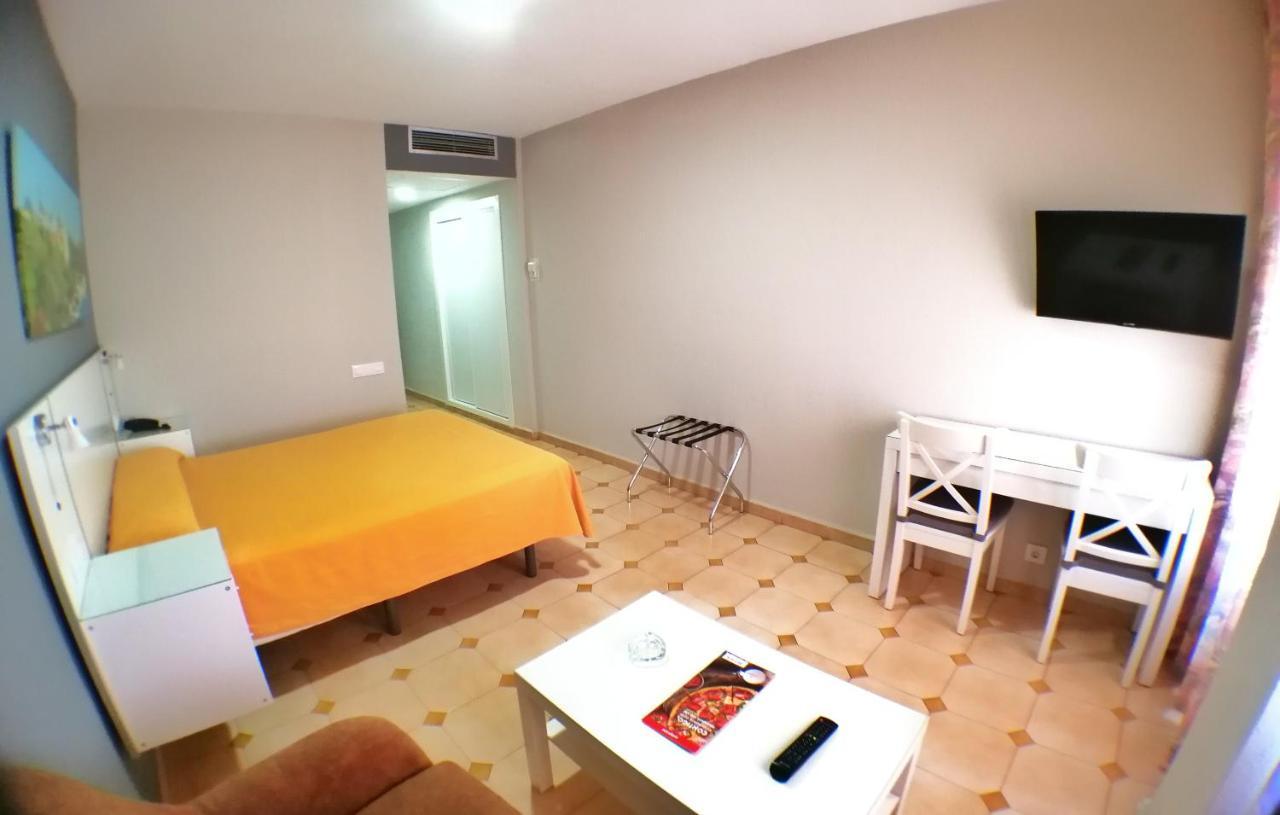 Apartamentos Resitur Σεβίλλη Εξωτερικό φωτογραφία