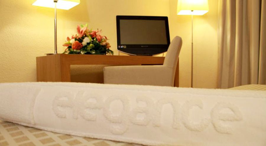 Apartamentos Resitur Σεβίλλη Εξωτερικό φωτογραφία