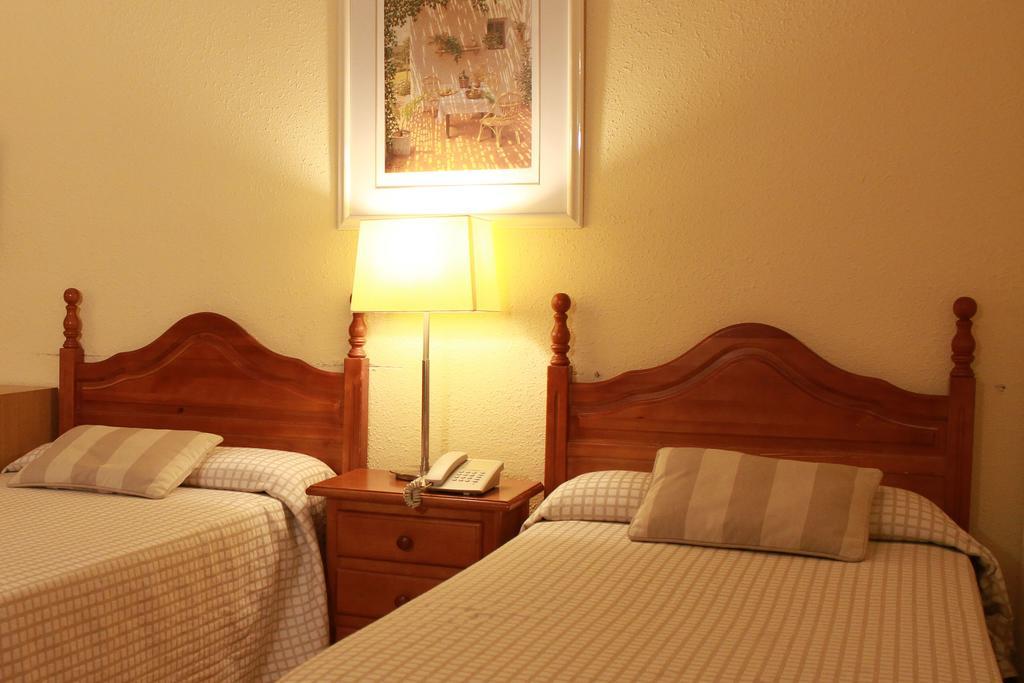 Apartamentos Resitur Σεβίλλη Εξωτερικό φωτογραφία