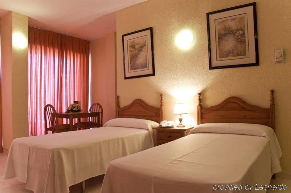 Apartamentos Resitur Σεβίλλη Δωμάτιο φωτογραφία