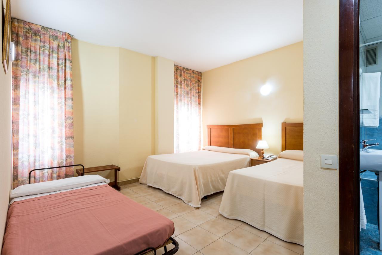 Apartamentos Resitur Σεβίλλη Εξωτερικό φωτογραφία