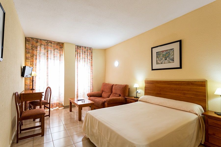 Apartamentos Resitur Σεβίλλη Εξωτερικό φωτογραφία